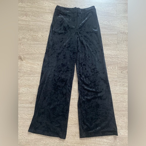 Forever New Cynthia Linen Wide Leg Pants in Yellow